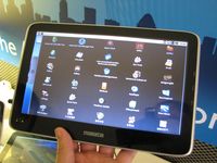 Большая численность соперников iPad свидетельствует о развитии тенденции, начало которой Apple положила в апреле, когда в США стартовали продажи нового устройства