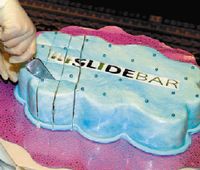 Услуга Slidebar, основанная на аренде виртуальных машин на базе Hyper-V позволяет динамически менять объем потребляемых ресурсов