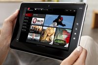 Как и продукты конкурентов, планшетный компьютер Toshiba работает под управлением операционной системы Android 2.2, но при этом оснащен еще и емкостным сенсорным экраном с диагональю 10,1 дюйма