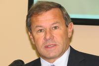 Маурицио Карли: «В 2009 году количество проданных в мире виртуальных машин впервые превысило количество проданных физических серверов»