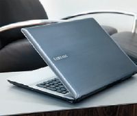 С портативными компьютерами серии QX в Samsung рассчитывают выйти в сегмент бизнес-класса (Фото: Samsung)