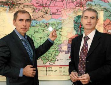 «Проблемы НСИ обсуждались всем топ-менеджментом»,  Юрий Васильев (слева), заместитель технического директора, и Владислав Мигачев, директор по информационным технологиям «Сетевой компании»