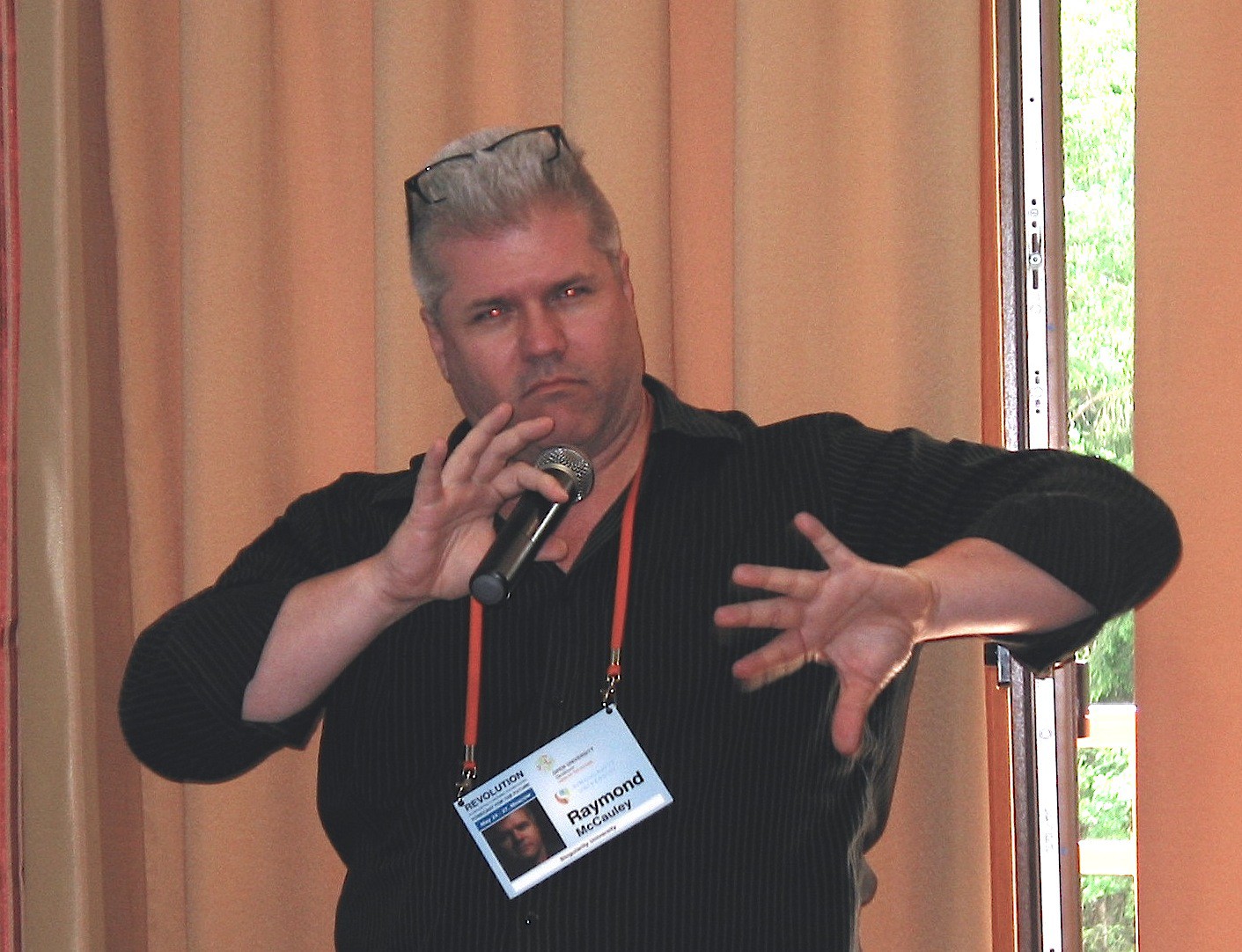 Раймонд Макколей