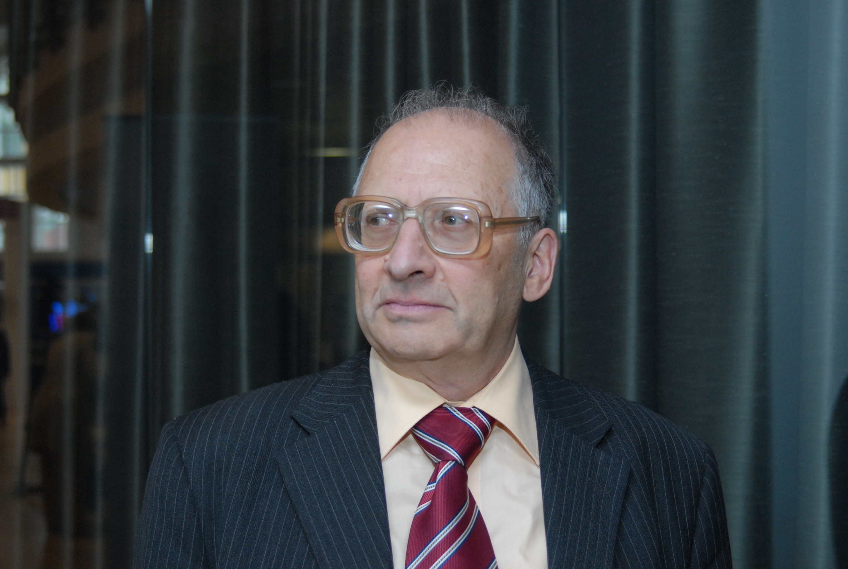 Борис Кобринский