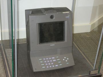 Вот еще один терминал из музея.