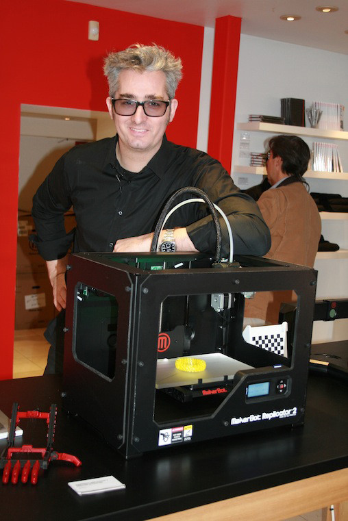 Бре Петтис MacBot