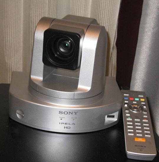 Sony объединяет кодек и камеру ВКС