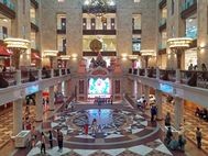 Digital Signage в крупнейшем в Европе детском магазине