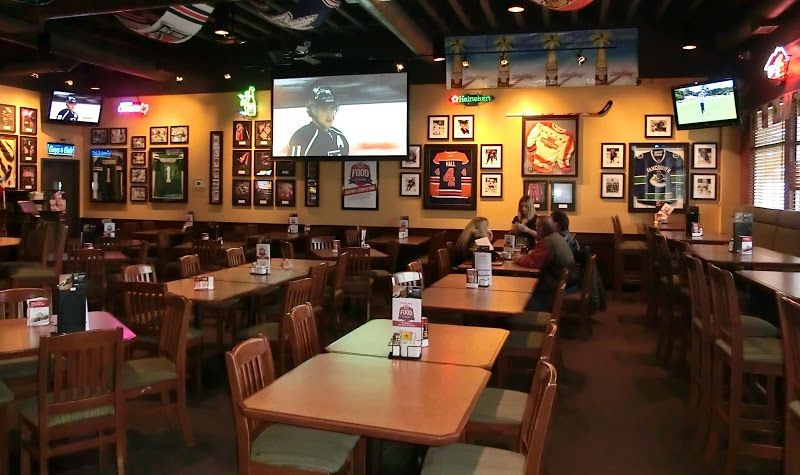 АВ vs IT: линия фронта проходит через спортбар