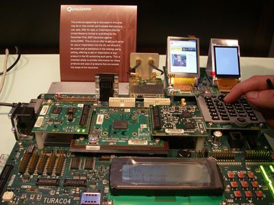 Впервые прототипы смартфонов на платформе Google Android были представлены широкой публике на Всемирном мобильном конгрессе в Барселоне в феврале 2008 года