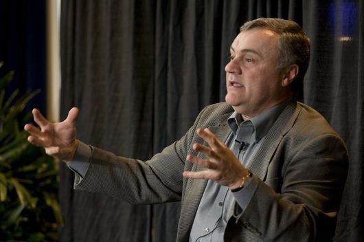 Стив Милз: «Надо отойти от увлечения лишь контролем над расходами, а сосредоточится на пользе для бизнеса». Фото: IBM