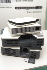 В Casio надеются, что изобретенный компанией гибридный источник света станет стандартом для отрасли