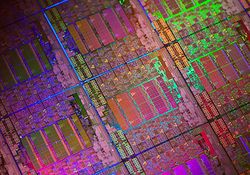 На основе новых процессоров партнеры Intel уже спроектировали более 400 моделей серверов. Источник: Intel
