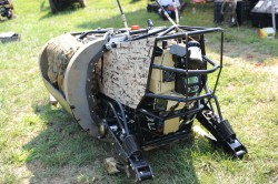 Четвероногий носильщик, создан инженерами DARPA и компании Boston Dynamics в рамках программы Legged Squad Support System