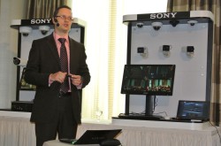 Вадим Макаров из Sony представил IP-камерам шестого поколения.
