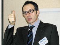 Маттео Гранциеро: «Нагрузку приложений в виртуальной среде перераспределить несложно, а вот как обеспечить «виртуализацию» поддерживающей инфраструктуры?»