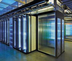 Для предварительного тестирования всей программной инфраструктуры компании под нагрузкой, в Facebook арендовали гигантский кластер серверов 