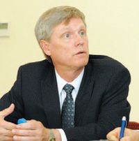 Чак Гриндстафф: «Siemens PLM Software традиционно стремится к тому, чтобы ее решения были максимально модульными и открытыми»