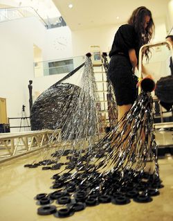 В EMC ОТМЕЧАЮТ, что диски с дедупликацией постепенно вытесняют ленточные системы Фото: EMC