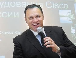ПАВЕЛ БЕТСИС: «В реализации своей стратегии по локализации производства Cisco чем-то походит на русского мужика — тоже медленно запрягает, но зато потом быстро едет»