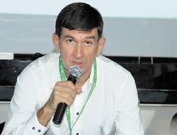 БОРИС БОБРОВНИКОВ полагает­, что, когда «нефтяных» денег станет меньше, вырастет и спрос на аутсорсинговые услуги