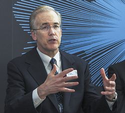 Карри Мюнс HGST 