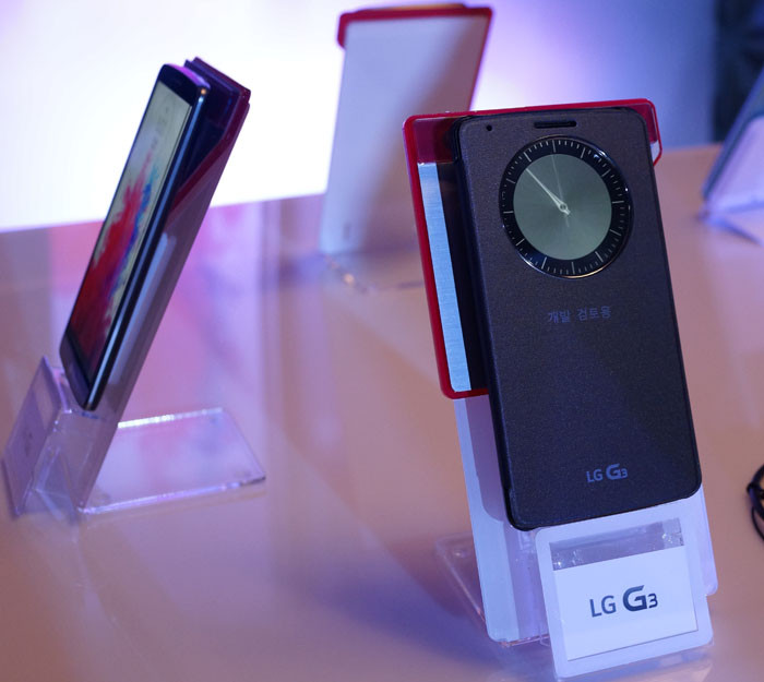 Сегодня в России официально представлен флагманский смартфон LG G3