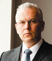 Александр Опариенко