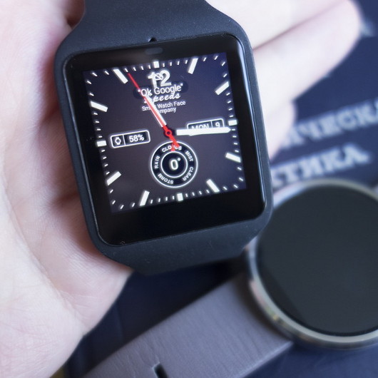 Обзор Sony SmartWatch 3: как ложка Google испортила бочку меда