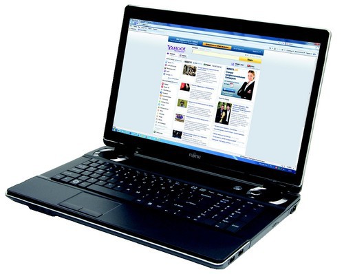   Fujitsu lifebook NH751