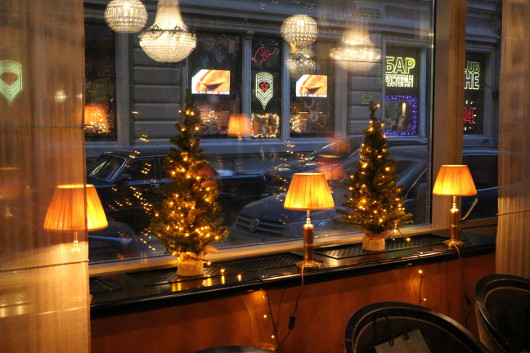 Родственник зеркалки