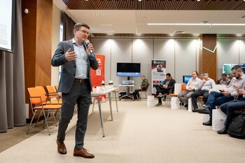 «Начали год с командой лидеров рынка»: итоги панельных дискуссий ICL Open Day