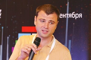 Михаил Комаров