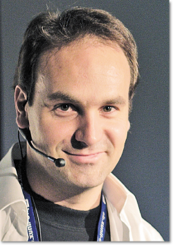 Марк Шаттлворт призывает отказаться от проприетарных прошивок  