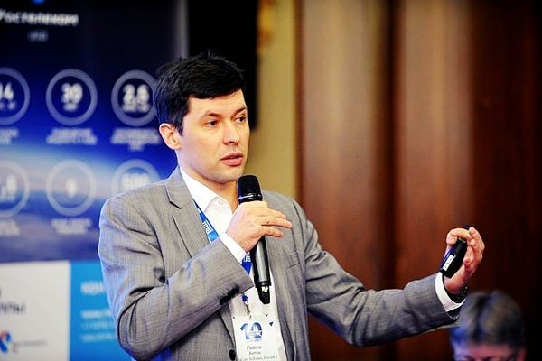 Антон Иванов