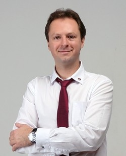Владимир Каюров