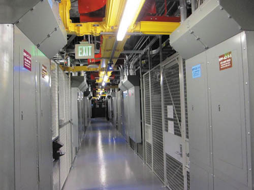 Коридор с защищенными шкафами