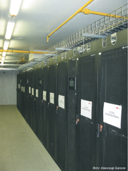 Серверный зал нового ЦОДа «АКАДО». В «АКАДО» отмечают рост спроса на услуги ЦОДа, особенно на облачные сервисы, что позволяет надеяться на быстрый возврат средств, вложенных в новый объект
