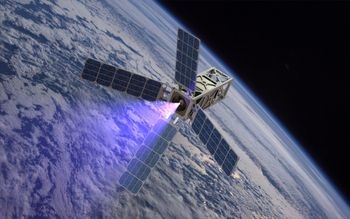 Плазменный двигатель для межпланетных минизондов CubeSat