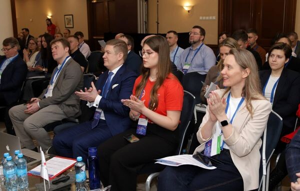 В Москве проходит II конгресс «Флагманы цифровизации 2025»