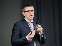 Артем Ермолаев 