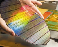 В IBM назвали Power7 самым быстрым на сегодня процессором, уточнив при этом, что общая эффективность системы определяется ее «умной» производительностью