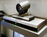 Компаниям-интеграторам кодек C40 предлагается также в комплекте с видеокамерой PrecisionHD 1080p и микрофоном