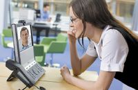 Рисунок 2. Видеотелефон Tandberg E20 обеспечивает видеосвязь с разрешением до 768×448 пикселей и поддерживает набор функций (Device Provisioning, Firewall Traversal и т. д.) для сопряжения практически с любой сетью VoIP.