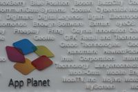 Продажи программ для мобильных устройств приносят все большие доходы; по оценкам аналитиков Gartner, в 2010 году оборот этого рынка может составить 6,2 млрд долл. 